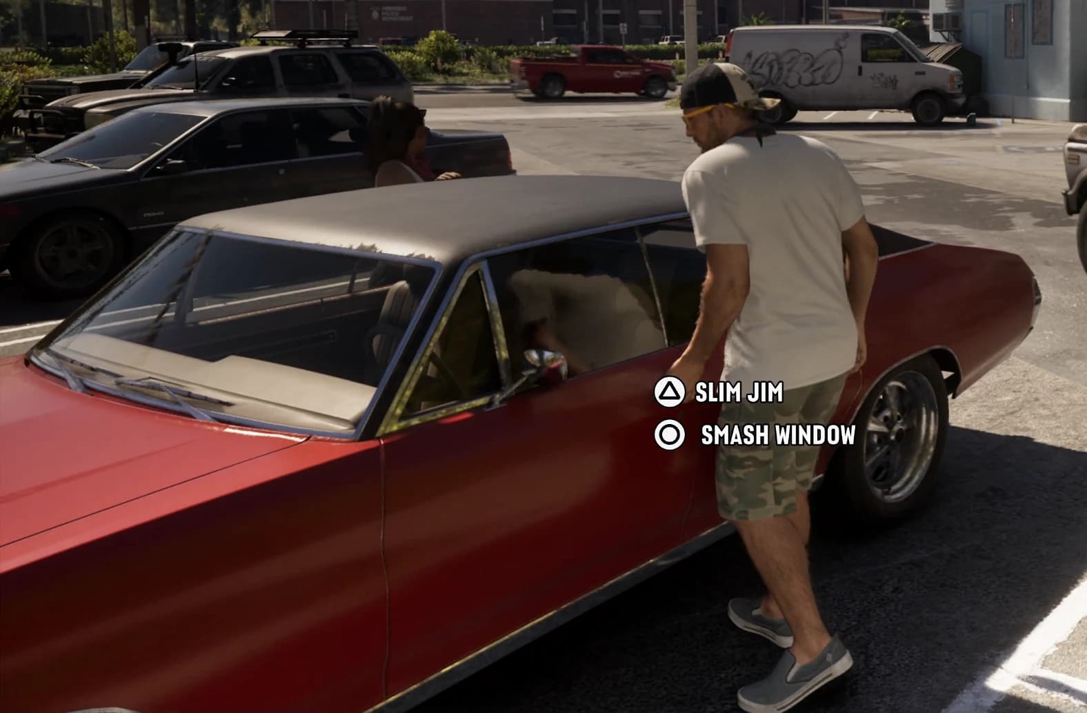 Jason devant une voiture rouge fermée, avec les choix Slim Jim et Smash Window